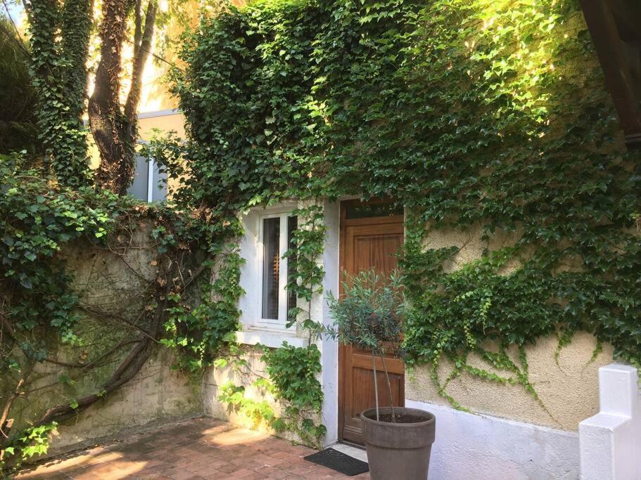 Apartamento Studio Close Fourviere Very Quiet & Small Terrace Lyon Exterior foto