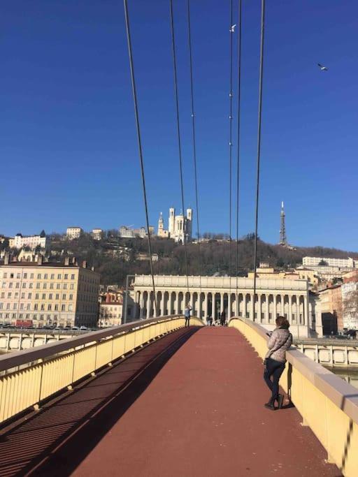 Apartamento Studio Close Fourviere Very Quiet & Small Terrace Lyon Exterior foto